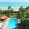 Days-Inn-Oceanside-beachfront-economy-hotel-beacfront-pool