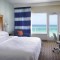 Four Points Sheraton Oceanfront Miami Beach  bedroom