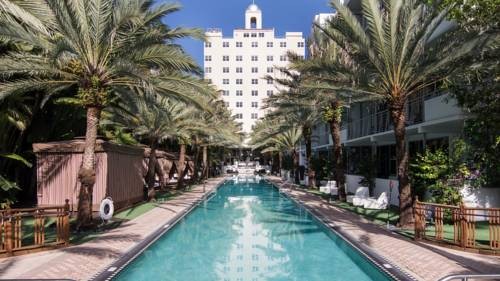 National-Hotel-Miami-Beach-Oceanfront-Hotel-pool-length-200-feet